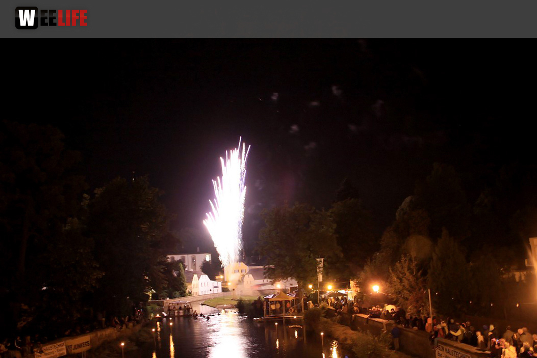Saale in Flammen Lichterzauber und Feuerwerk