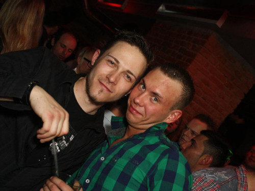 5 YEARS – LET`S TALK ABOUT 6 HAPPY BIRTHDAY BASE – Foto 9