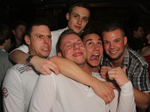5 YEARS – LET`S TALK ABOUT 6 HAPPY BIRTHDAY BASE – Foto 91