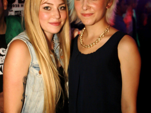 MODELS & BOTTLES – Foto 3