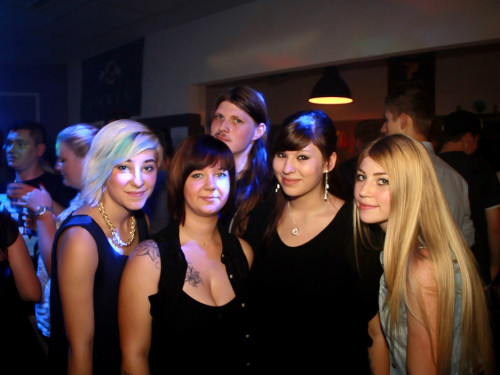 MODELS & BOTTLES – Foto 4