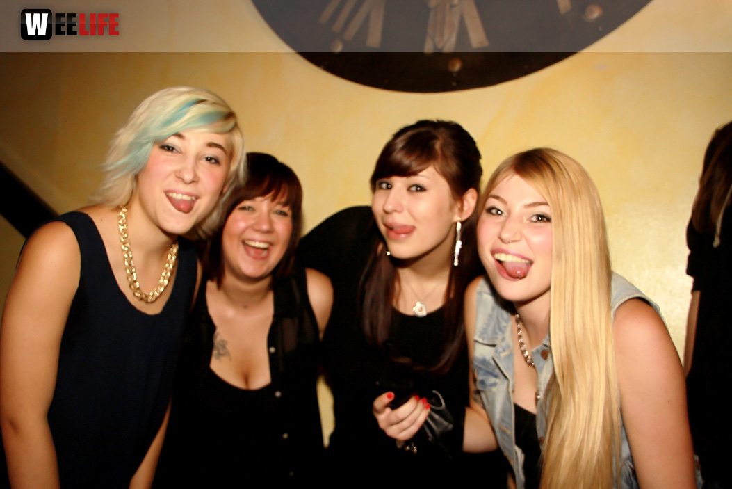MODELS & BOTTLES