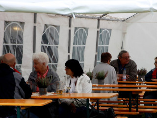 Vorschau des vorherigen Fotos