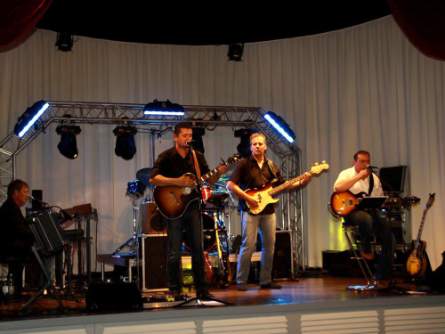 RBK Jubiläums Rock Konzert Wee Bush – Foto 28