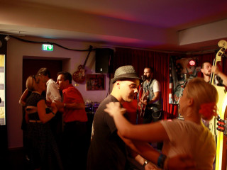 Foto 105800 im Album