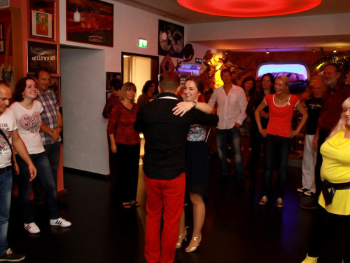 1. Salsa Party  – Foto 3