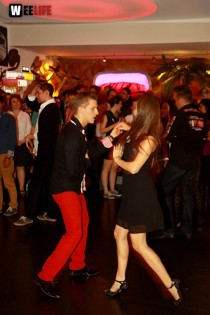 1. Salsa Party 