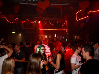 Foto 109907 im Album
