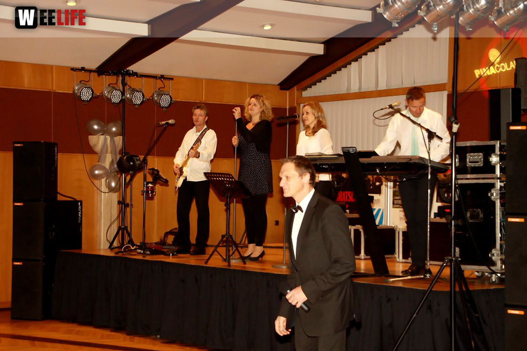 Schwarz Weiss des TV Helmbrechts Ball mit PinaColada