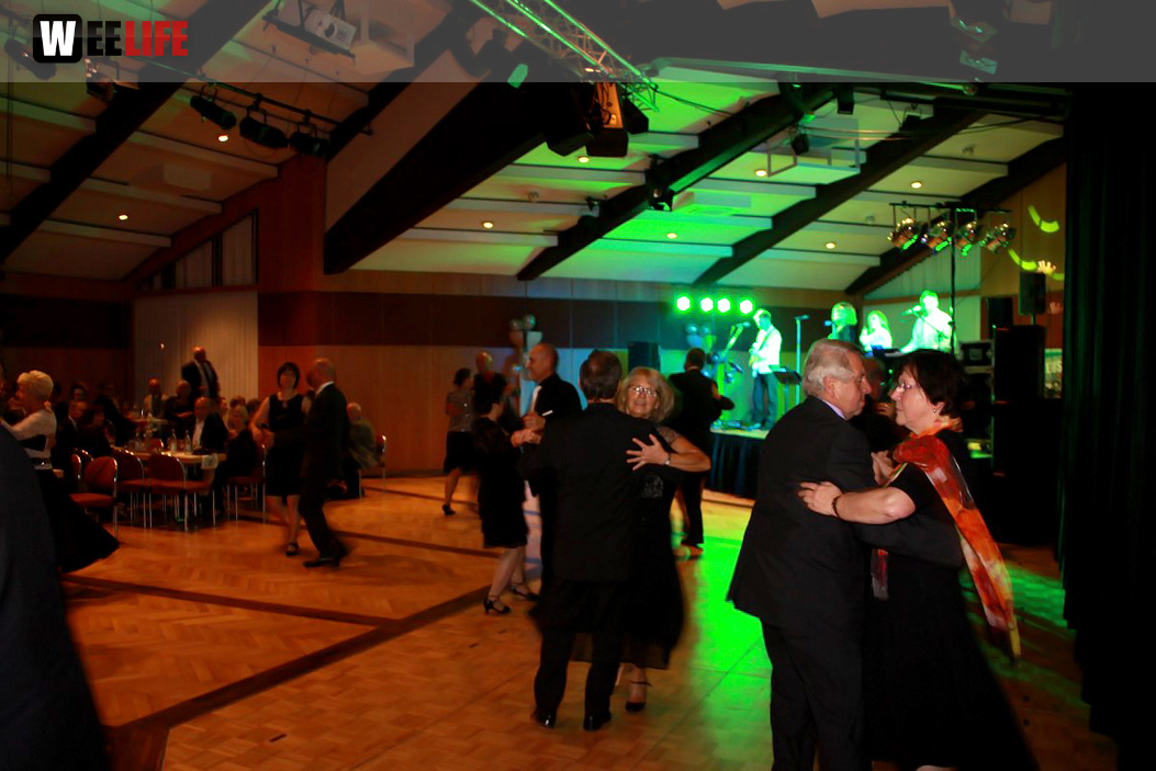 Schwarz Weiss des TV Helmbrechts Ball mit PinaColada