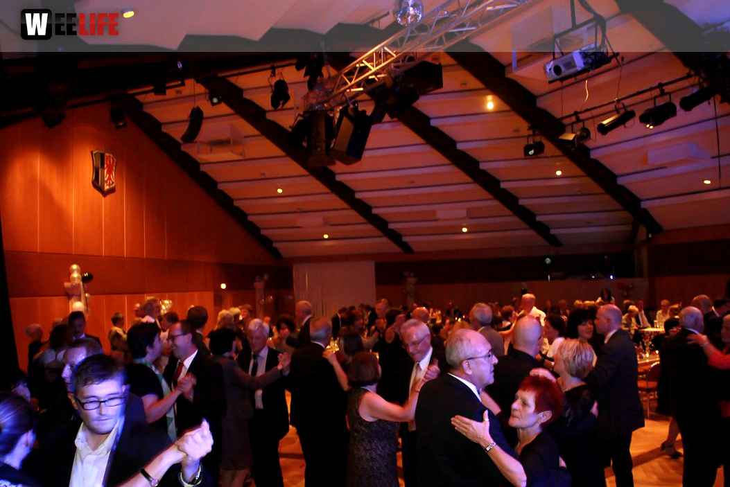 Schwarz Weiss des TV Helmbrechts Ball mit PinaColada