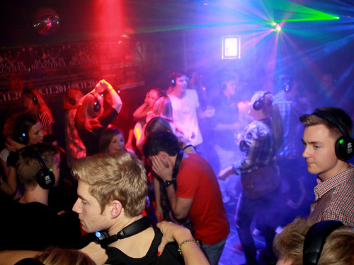 Silent Noise Vol.2 Studentenvertretung Hochschule Hof – Foto 32