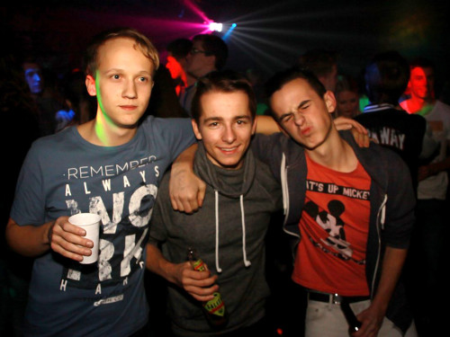 Facharbeitsabgabeparty Bierpalast Closed – Foto 16
