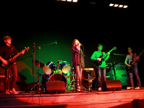 Jugendkulturtage Konzert Standby Little Heroes Cubed Schülerband der Hofecker Hauptschule – Foto 24