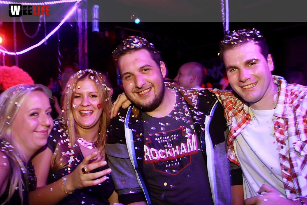 PARTY HALLIGALLI