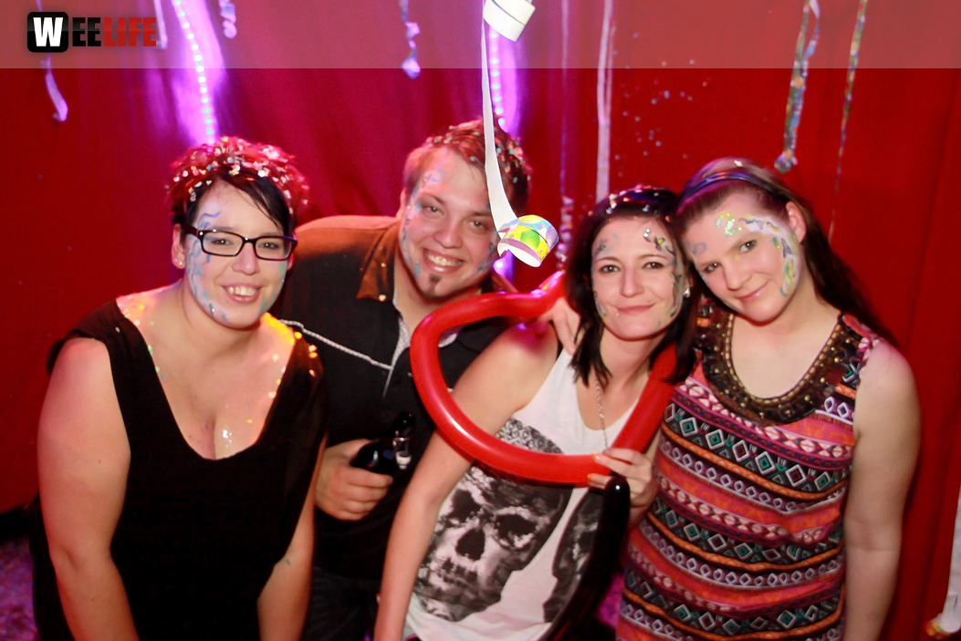 PARTY HALLIGALLI