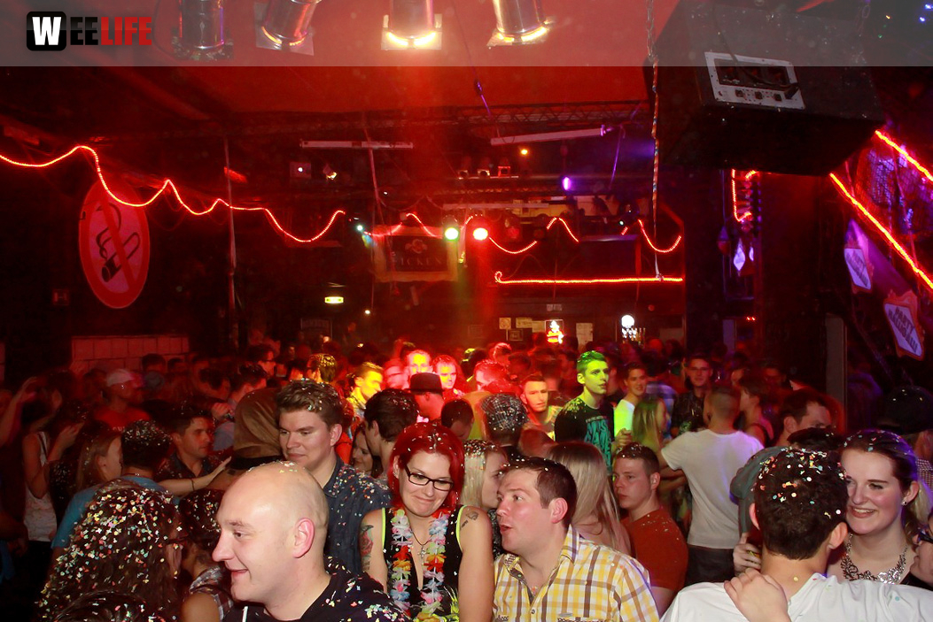 PARTY HALLIGALLI