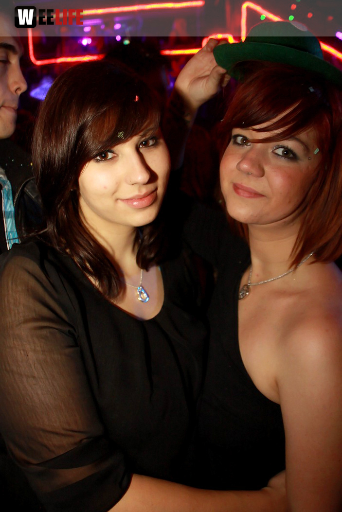 PARTY HALLIGALLI