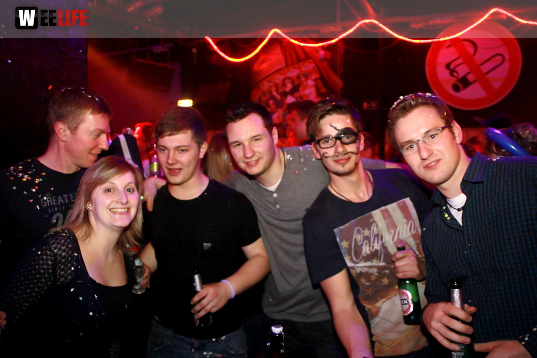 PARTY HALLIGALLI