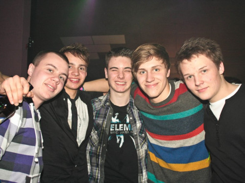 Good Feeling @ Bowling Bahn by DJ Steve (Rosi) Timmy D. & Kult DJ Harry – Foto 5