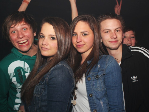 Spring Fling der Q12 des OHG-Mak – Foto 27