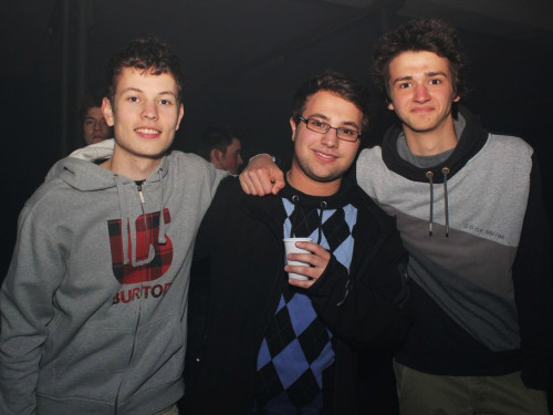 Spring Fling der Q12 des OHG-Mak – Foto 37