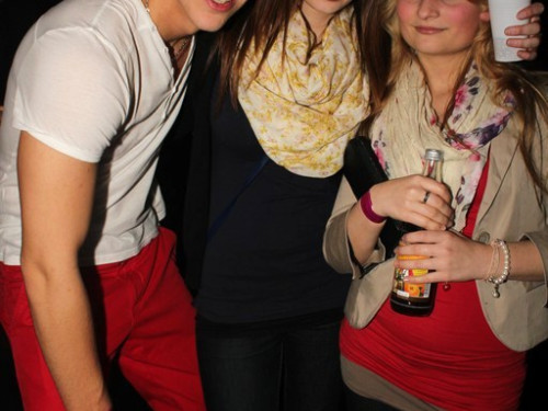 Spring Fling der Q12 des OHG-Mak – Foto 81