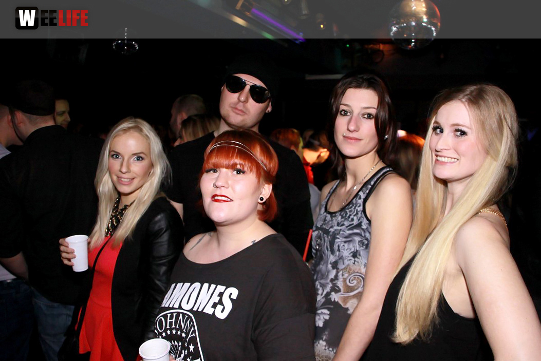 BLACK-PARTY