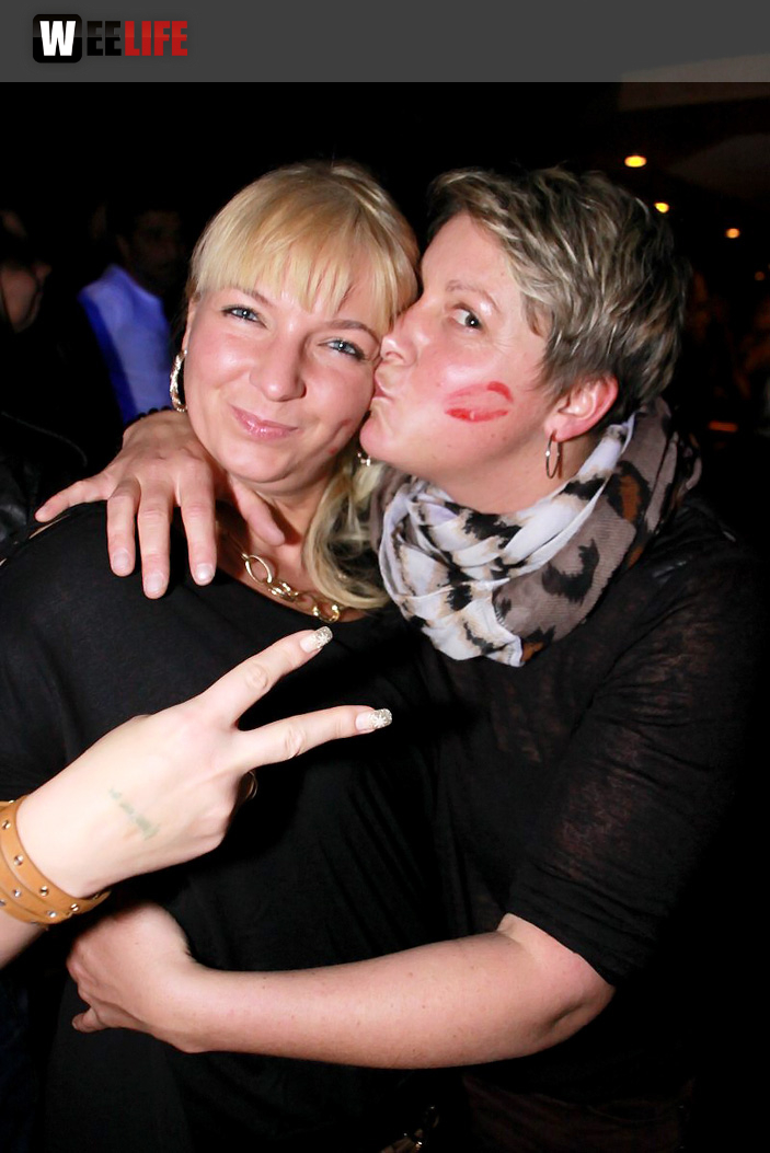 BLACK-PARTY