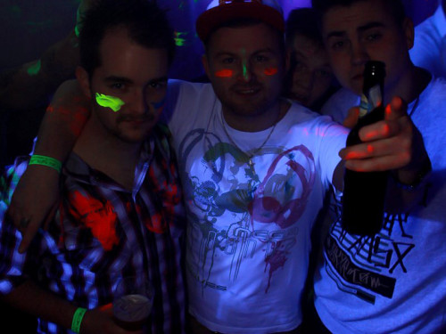 A Class Of Neon Night  – Foto 33