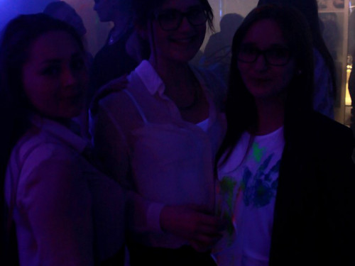 A Class Of Neon Night  – Foto 35