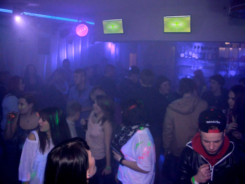 A Class Of Neon Night  – Foto 56