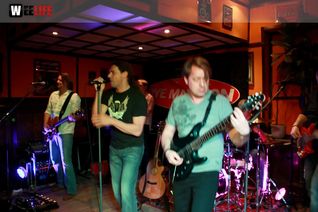 Konzert Dye Mansion