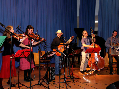 Bal Folk Tanzfest mit Livemusik – Foto 32