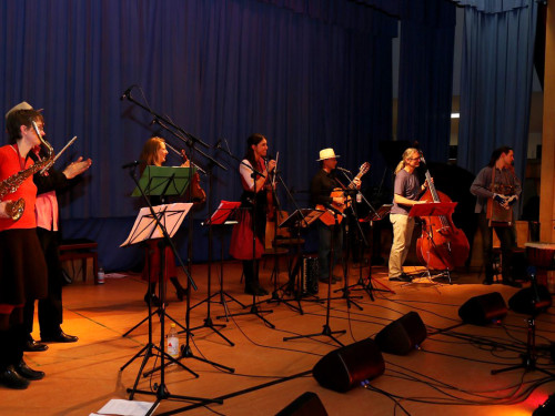 Bal Folk Tanzfest mit Livemusik – Foto 38