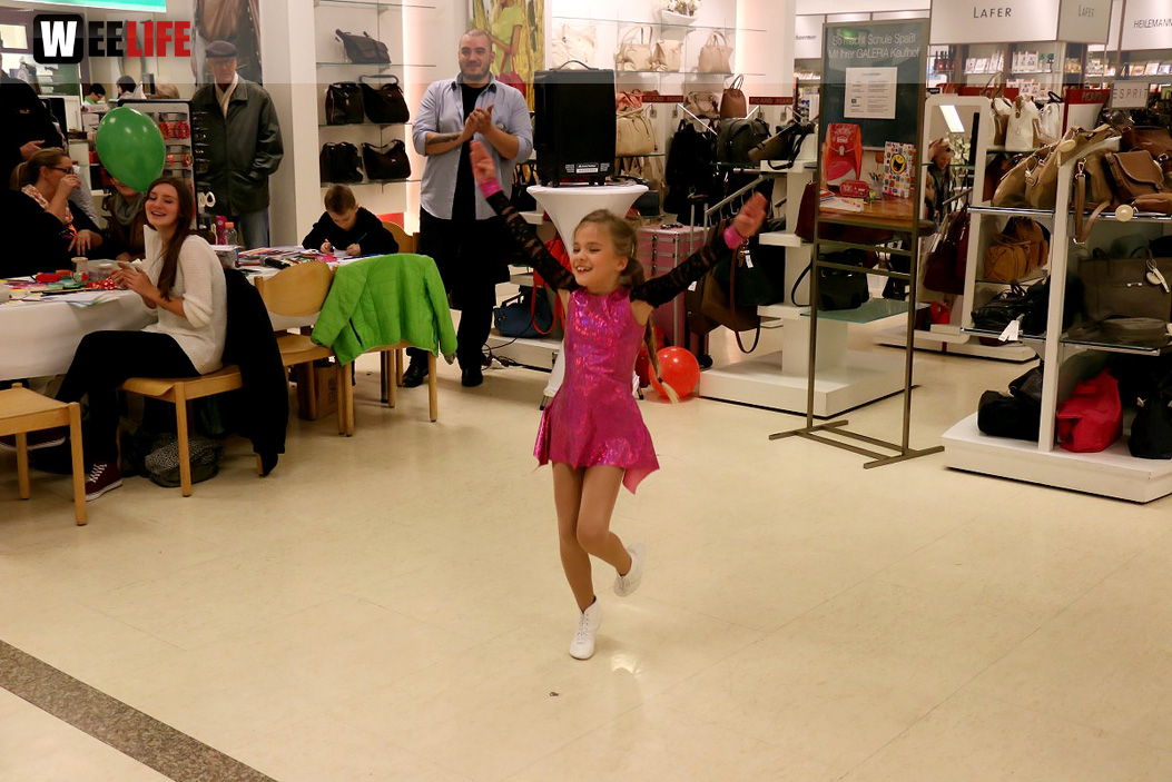 SchulranzenMesse mit Auftritt der Soul-City-Dancers