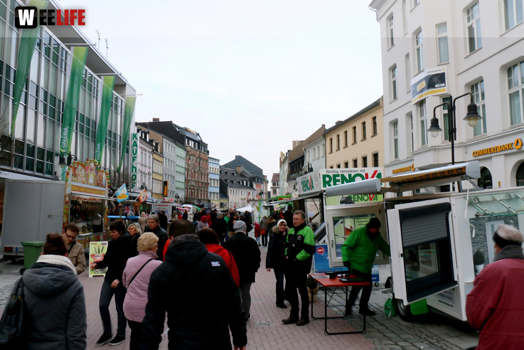 Maestro Handwerkermarkt mit verkaufsoffenen Sonntag