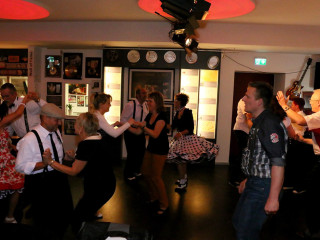 Foto 125938 im Album