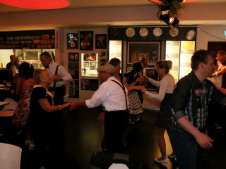 Foto 125939 im Album
