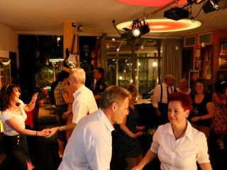 Foto 125945 im Album