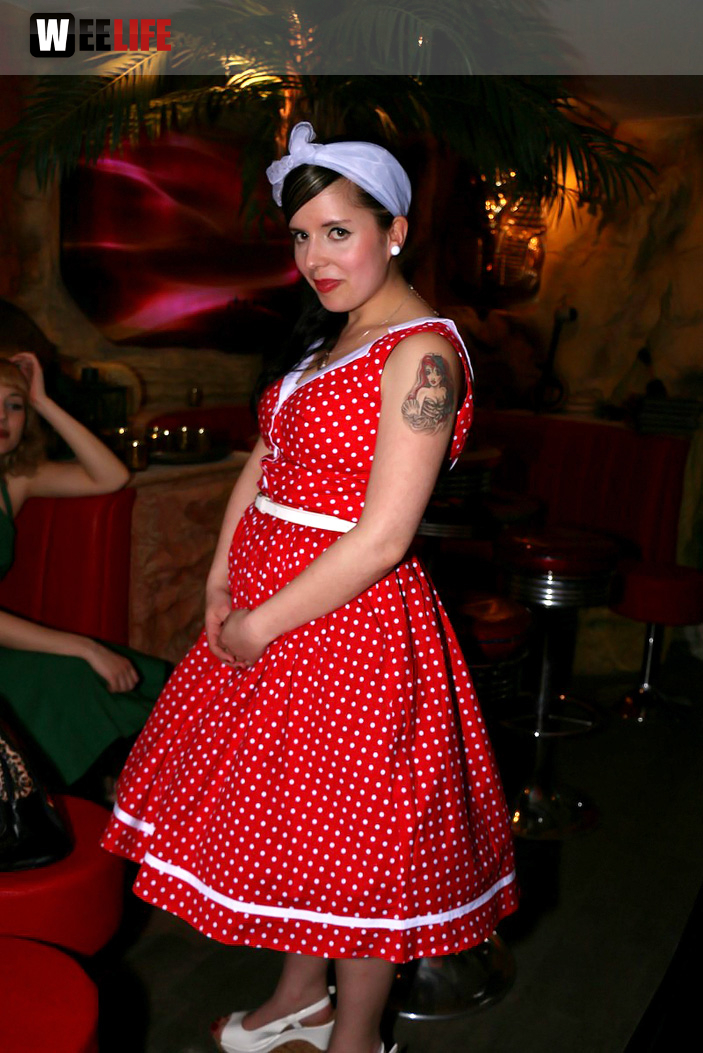 Tanzparty mit DJ und 50er Outfitpremierung