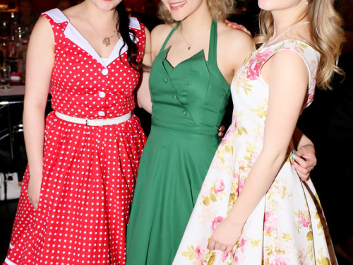 Tanzparty mit DJ und 50er Outfitpremierung – Foto 31