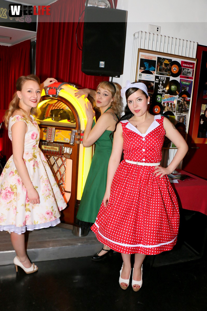 Tanzparty mit DJ und 50er Outfitpremierung