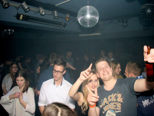 Bunnis wissen wo die Eier sind Q11 Schiller Schüler Party – Foto 7