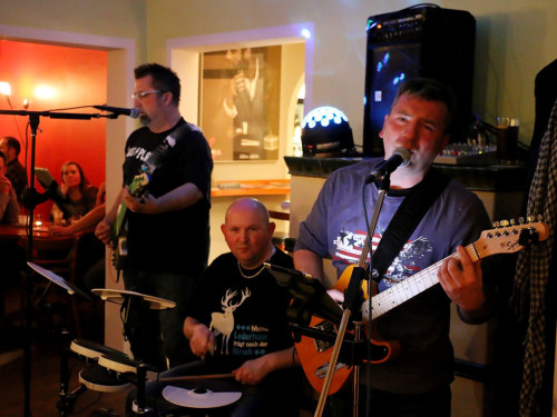 11. Hofer Kneipennacht Butlers PClub Rossini MusicLegends Hacienda – Foto 42