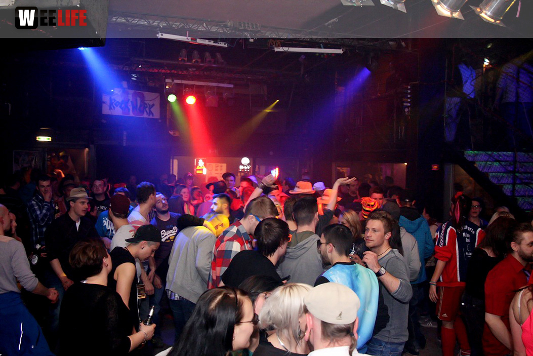 BAD TASTE PARTY SPRING EDITION