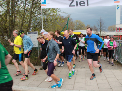 Benefizlauf  Menschen laufen für Menschen – Foto 22