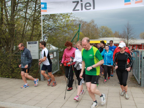 Benefizlauf  Menschen laufen für Menschen – Foto 28