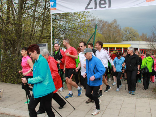 Benefizlauf  Menschen laufen für Menschen – Foto 33