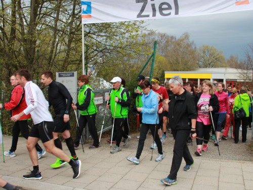 Benefizlauf  Menschen laufen für Menschen – Foto 34
